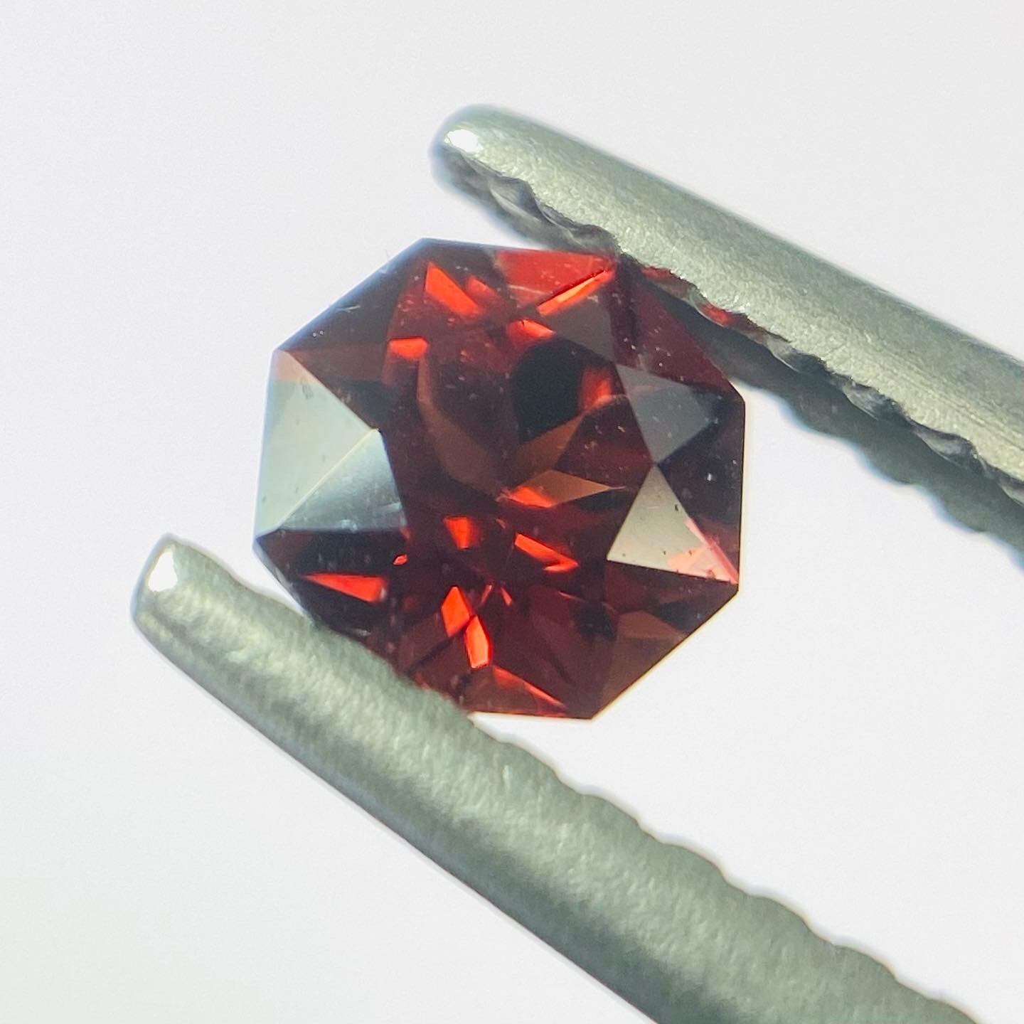 Yさま専用　レッドスピネル×2