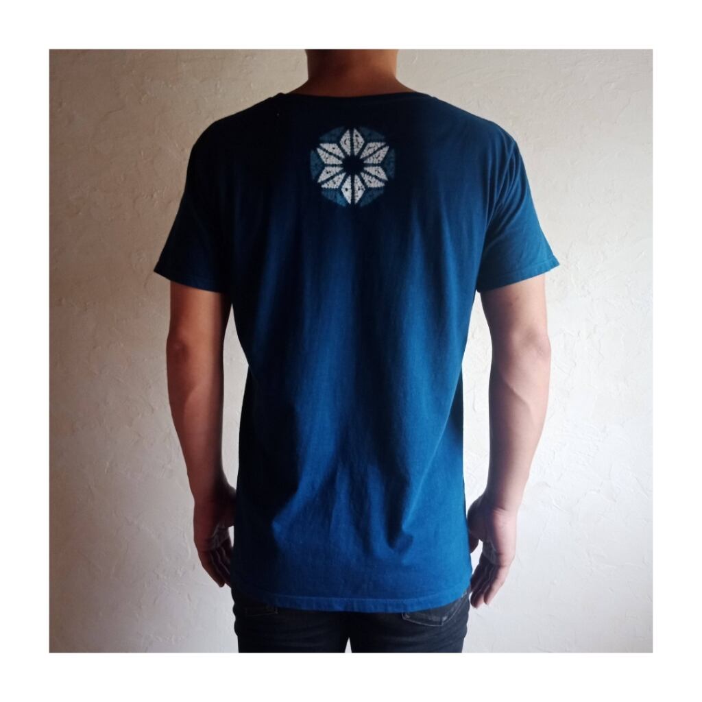 「麻ノ波紋」　藍染め　ポケット付き丸首/UネックTシャツ