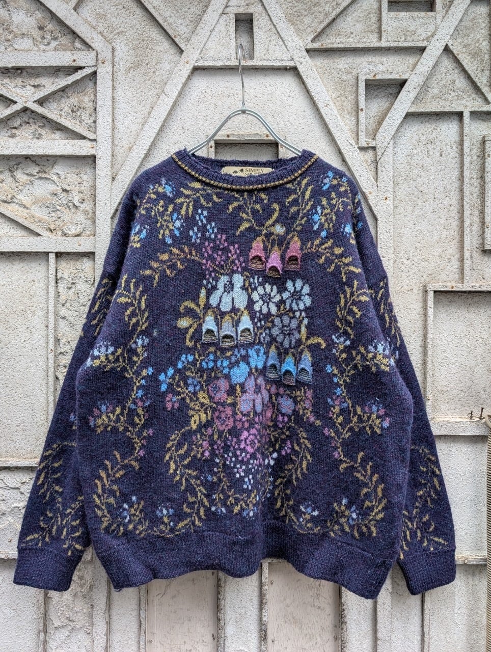 "SIMPLY SPLENDID" botanical knit / made in Great Britain