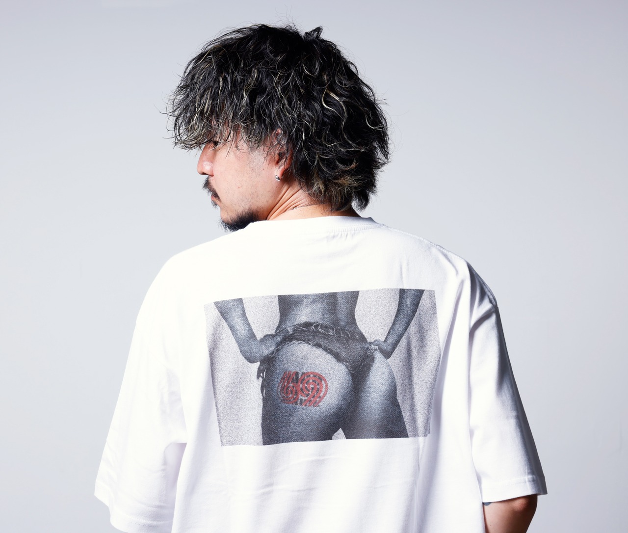 69 & HIP  ビッグシルエット Tee／ピンクロゴ