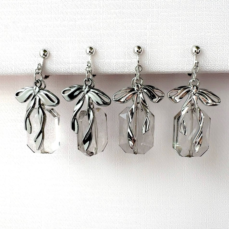 パフュームボトル風イヤリング・ピアス