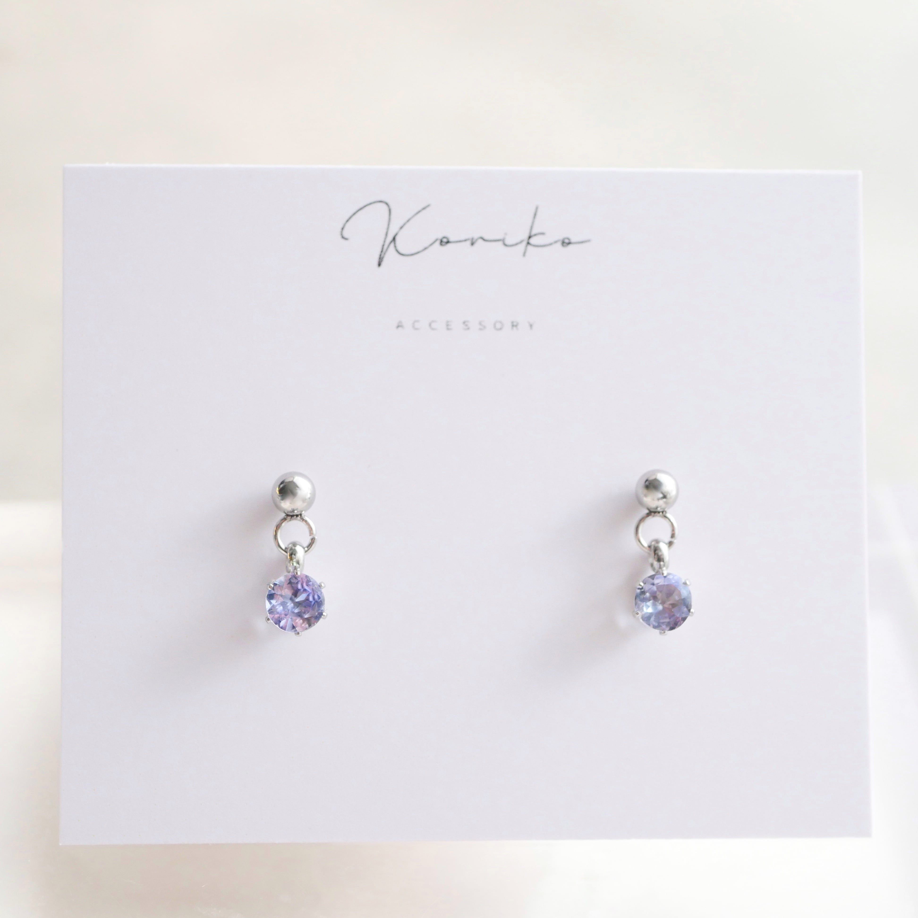 タンザナイトの一粒揺れるピアスとネックレスの2点セット 12月誕生石