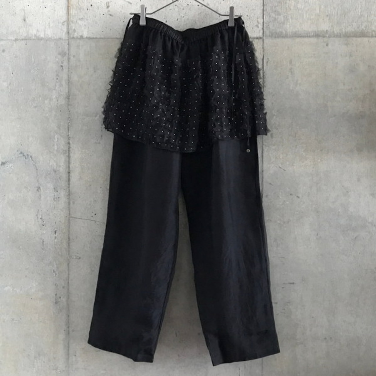BUNON(ブノン) Khadi Silk Organdy & Embroidery Frap Pants  カディシルク+オーガンジー刺繍 フラップ付きパンツ