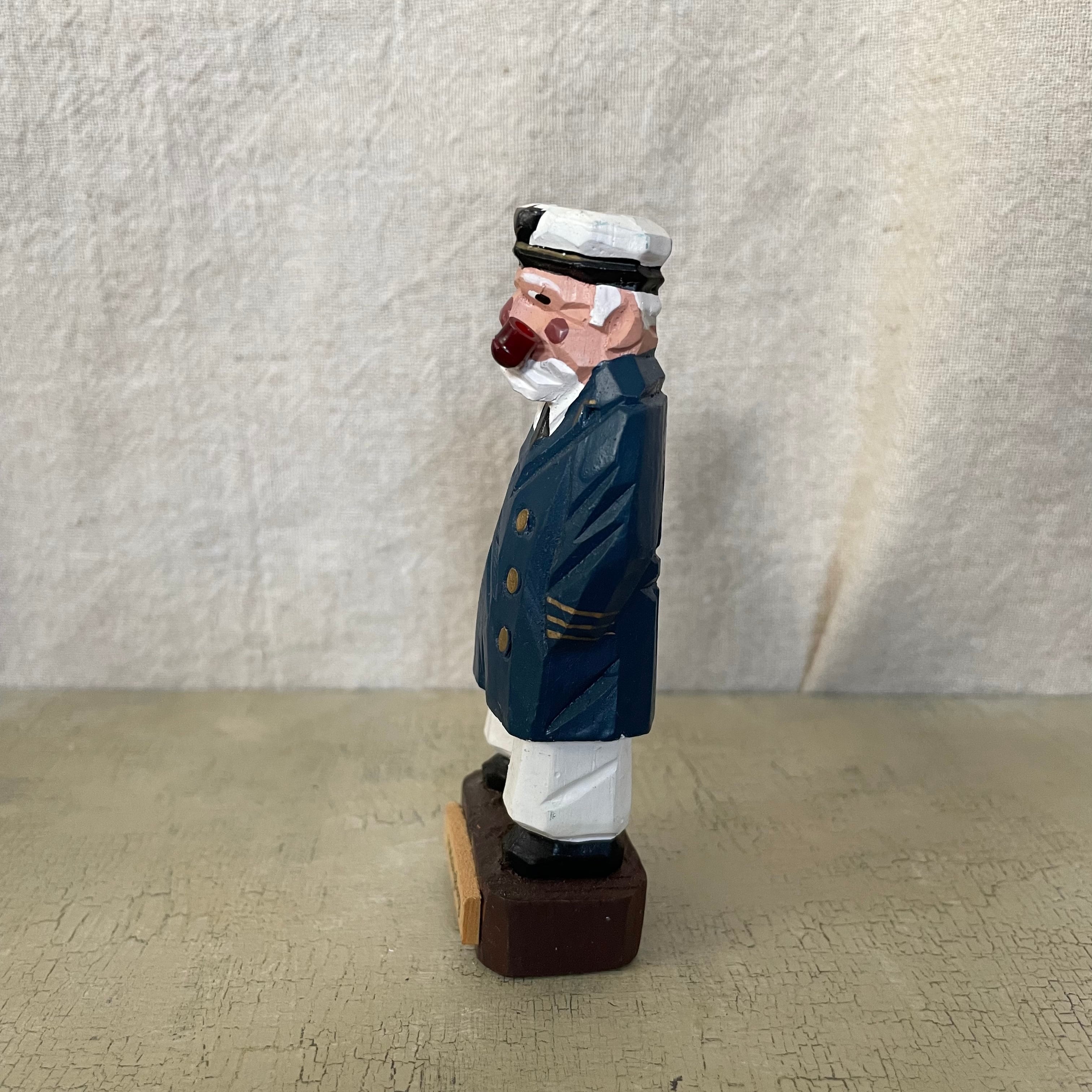 木彫りの船長さん | tsuitachi craft&brocante