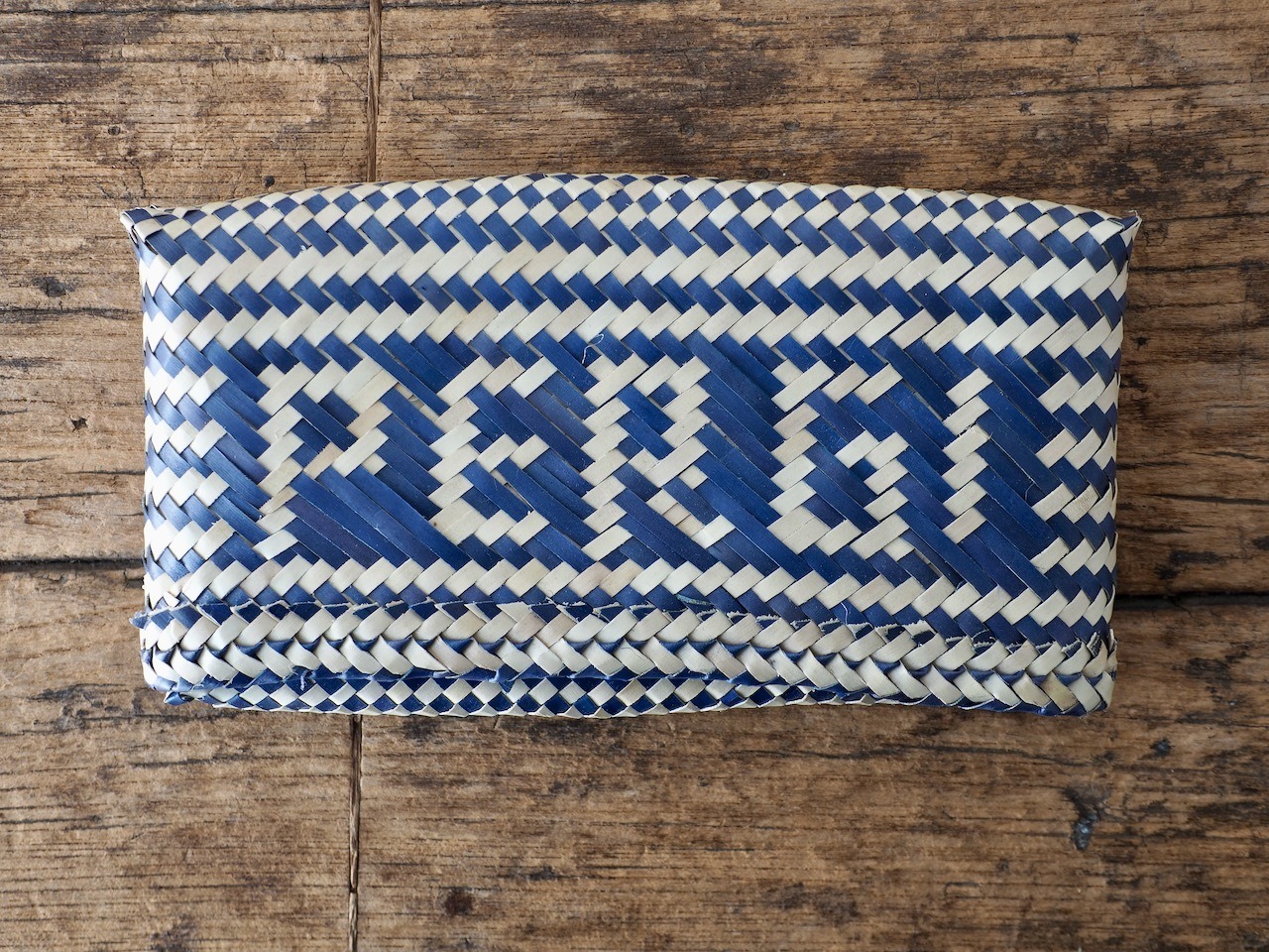 pergi bag M
