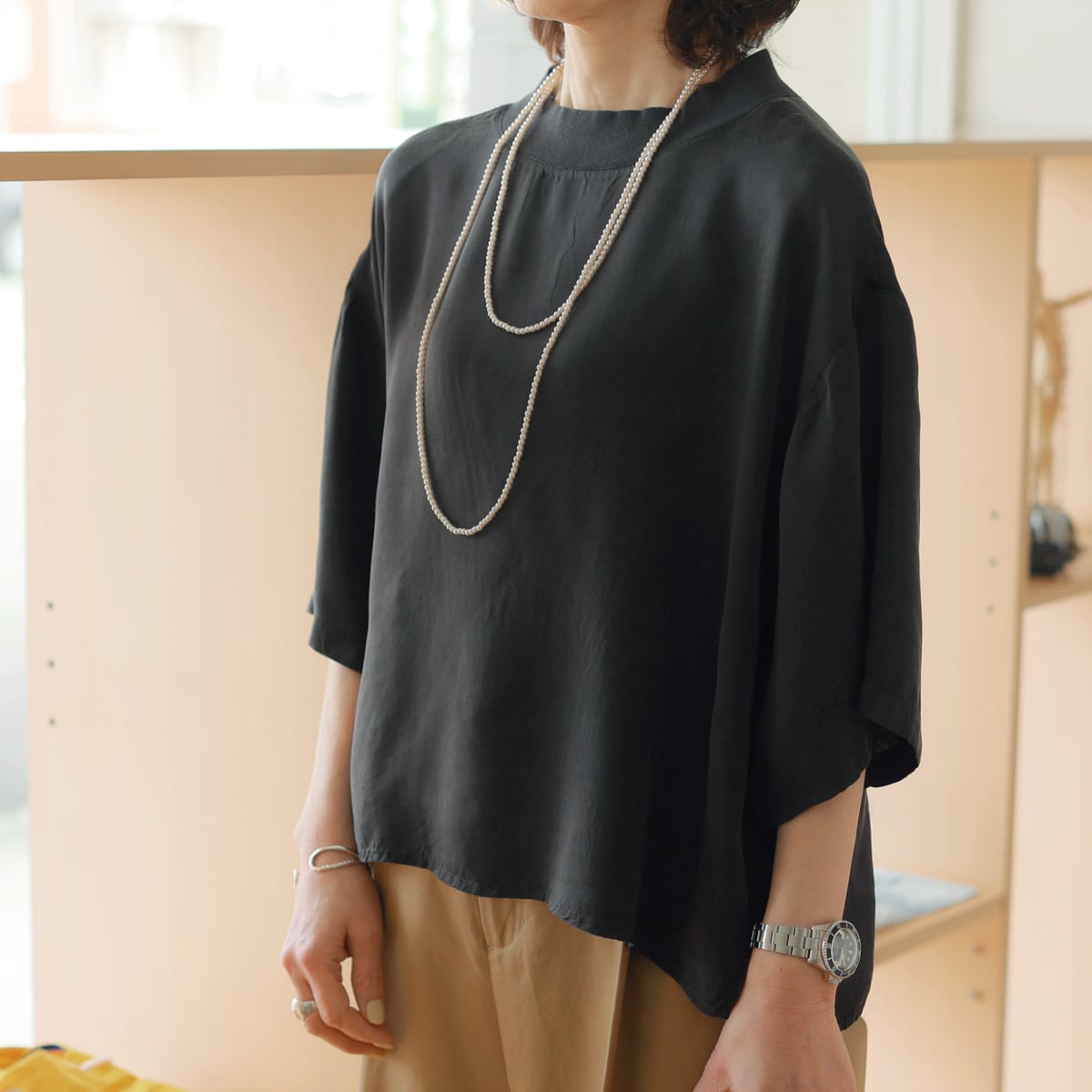 TICCA (ティッカ) キュプラ サテン リブ衿ブラウス