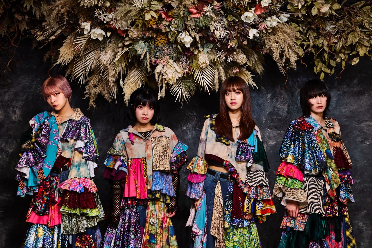 【カイジューバイミー】HELLO,I LOVE YOU これから愛して抱きしめる為ツアー 東京オフショット写真4枚セット(直筆サイン付)