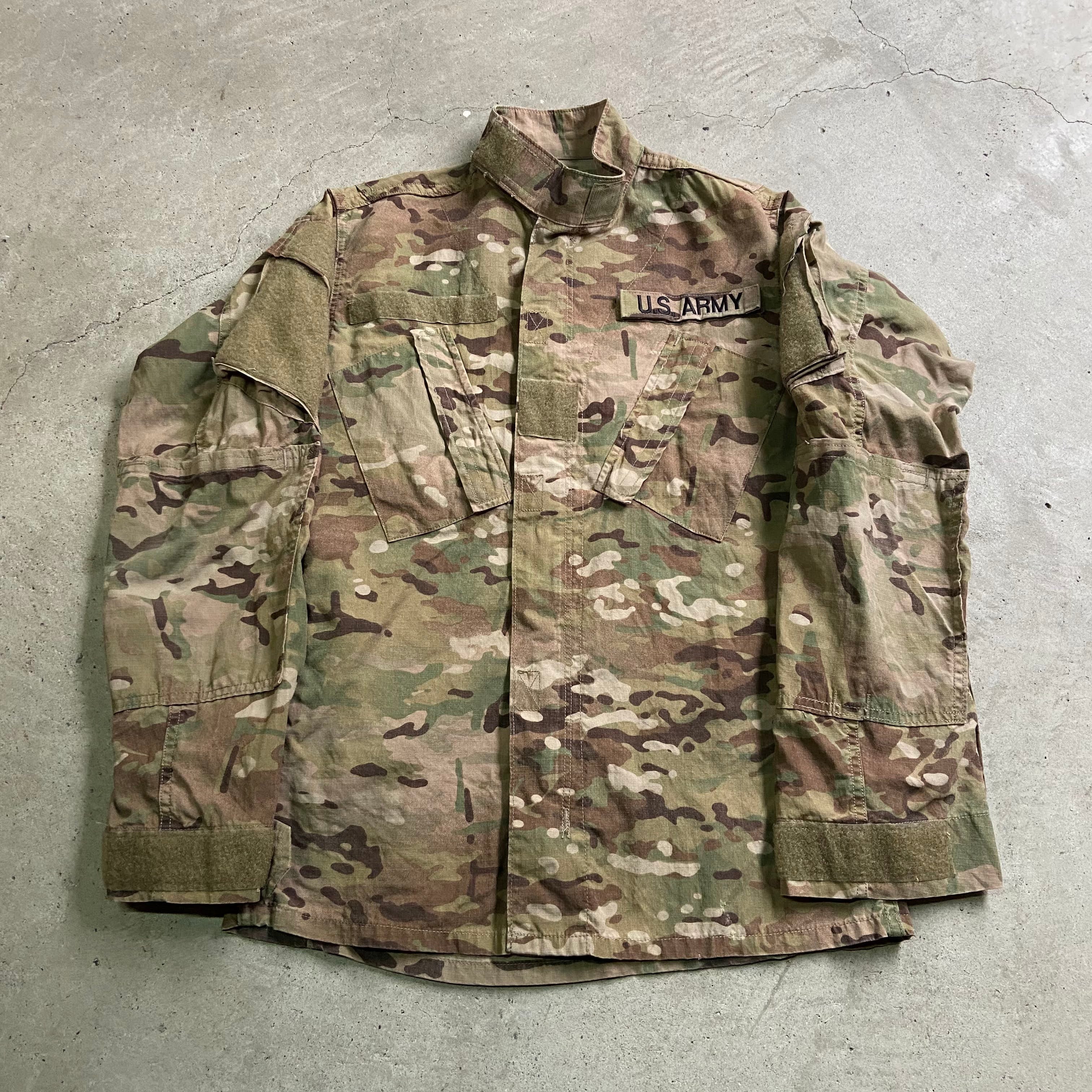 送料込み　米軍　新品　パタゴニア　マルチカム　ジャケット　XL　[３]