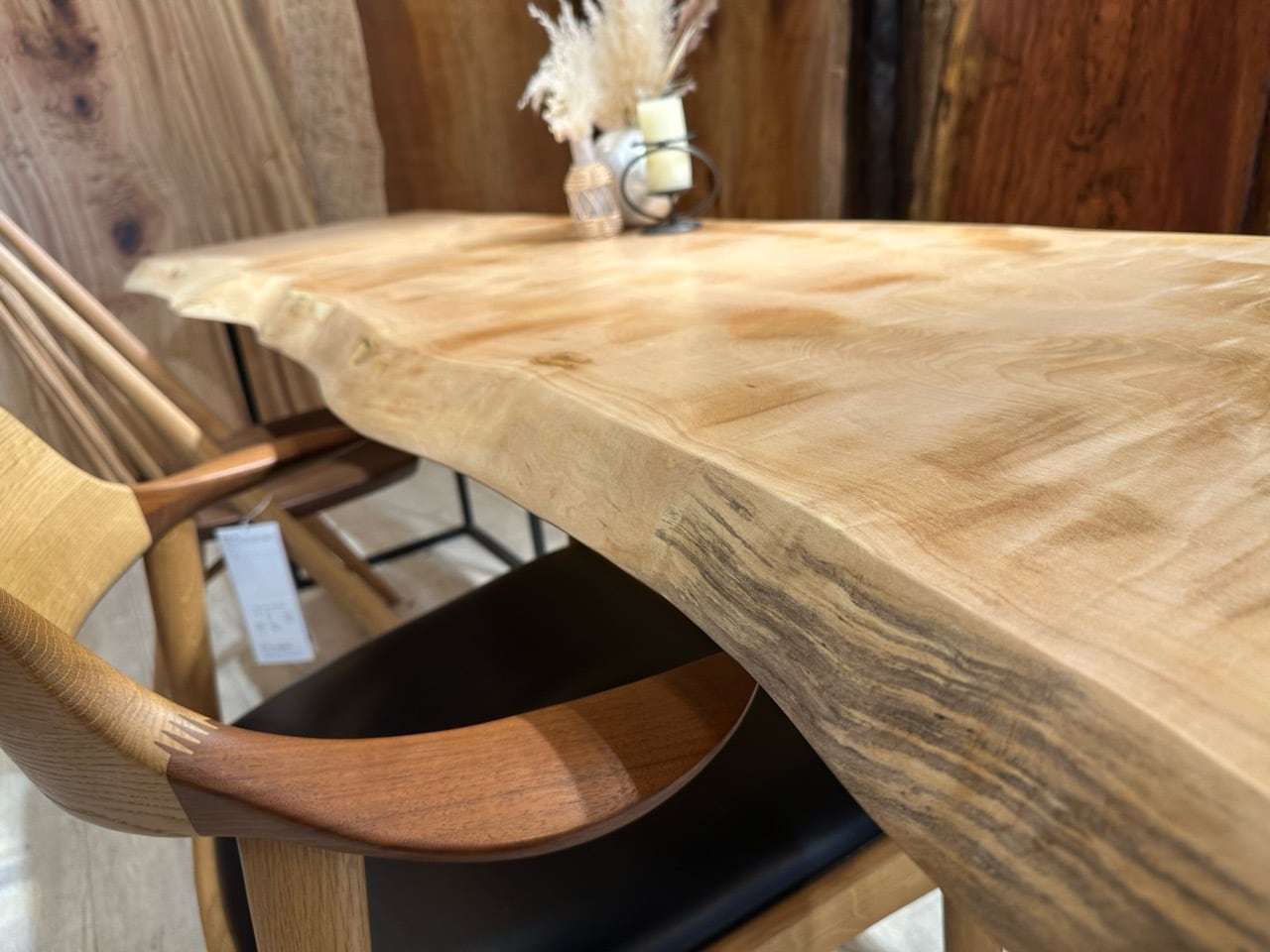 OUTLET】栃（トチ）_1950×570-500×45_新宿店_テーブル天板/一枚板 2200