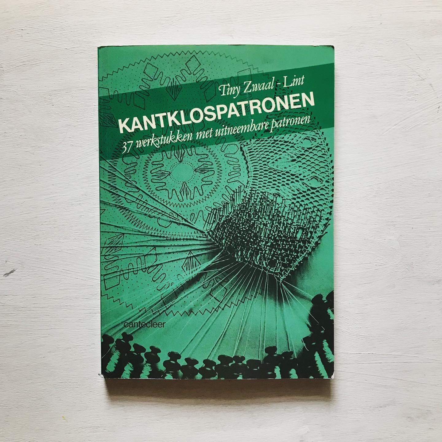 オランダのボビンレース・パターン集 Kantklospatronen | folklora