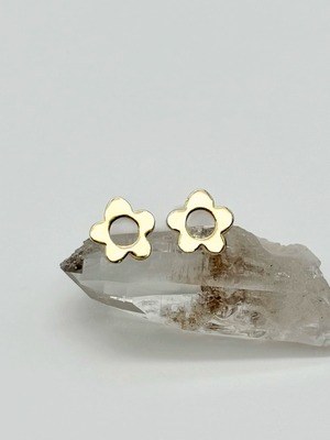 Blume pierced earrings | gold