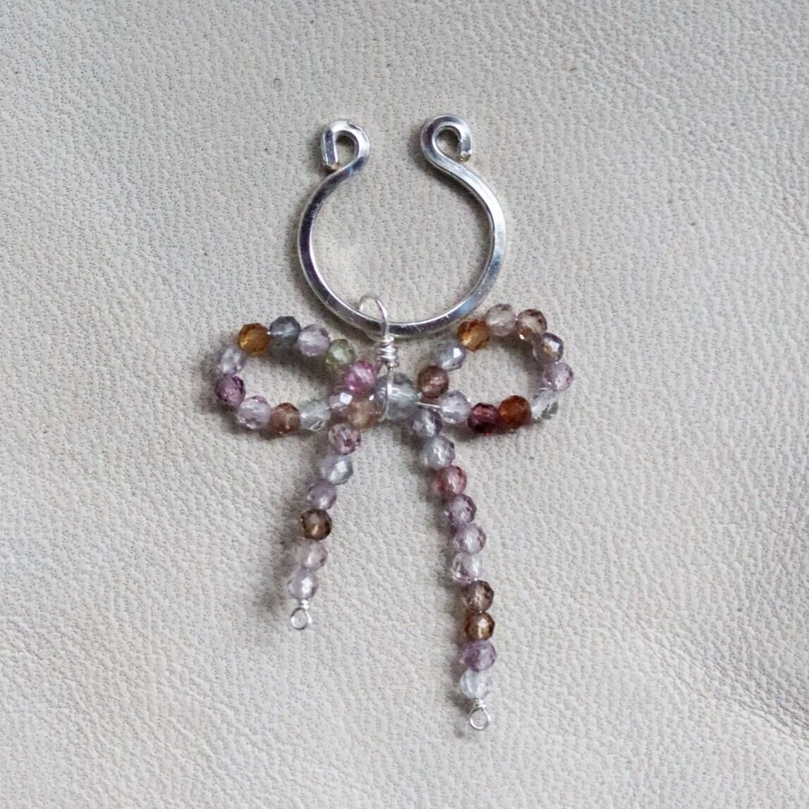 ‐ Birth Stone Ribbon - ear cuff マルチカラースピネル