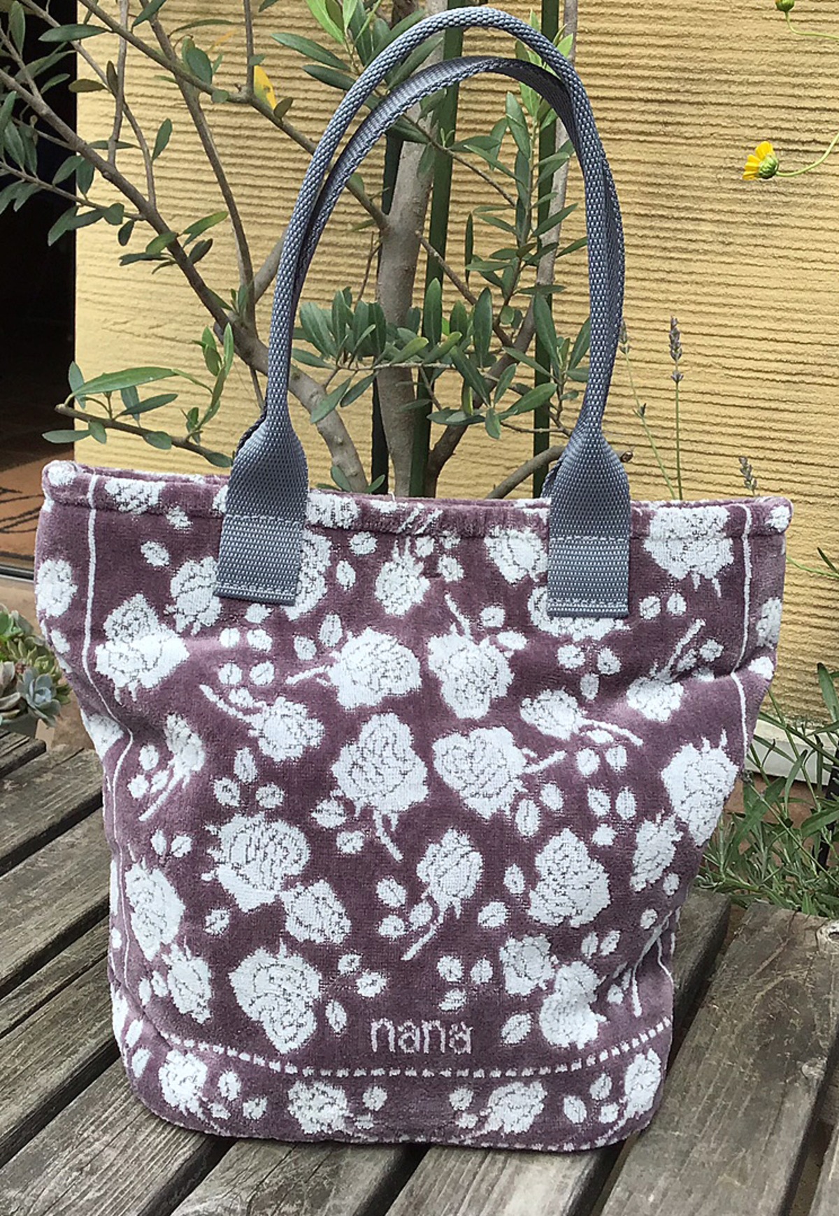 横浜ナナ バッグ小 グレー/ホワイト ローズ柄 | shop TODOKORO