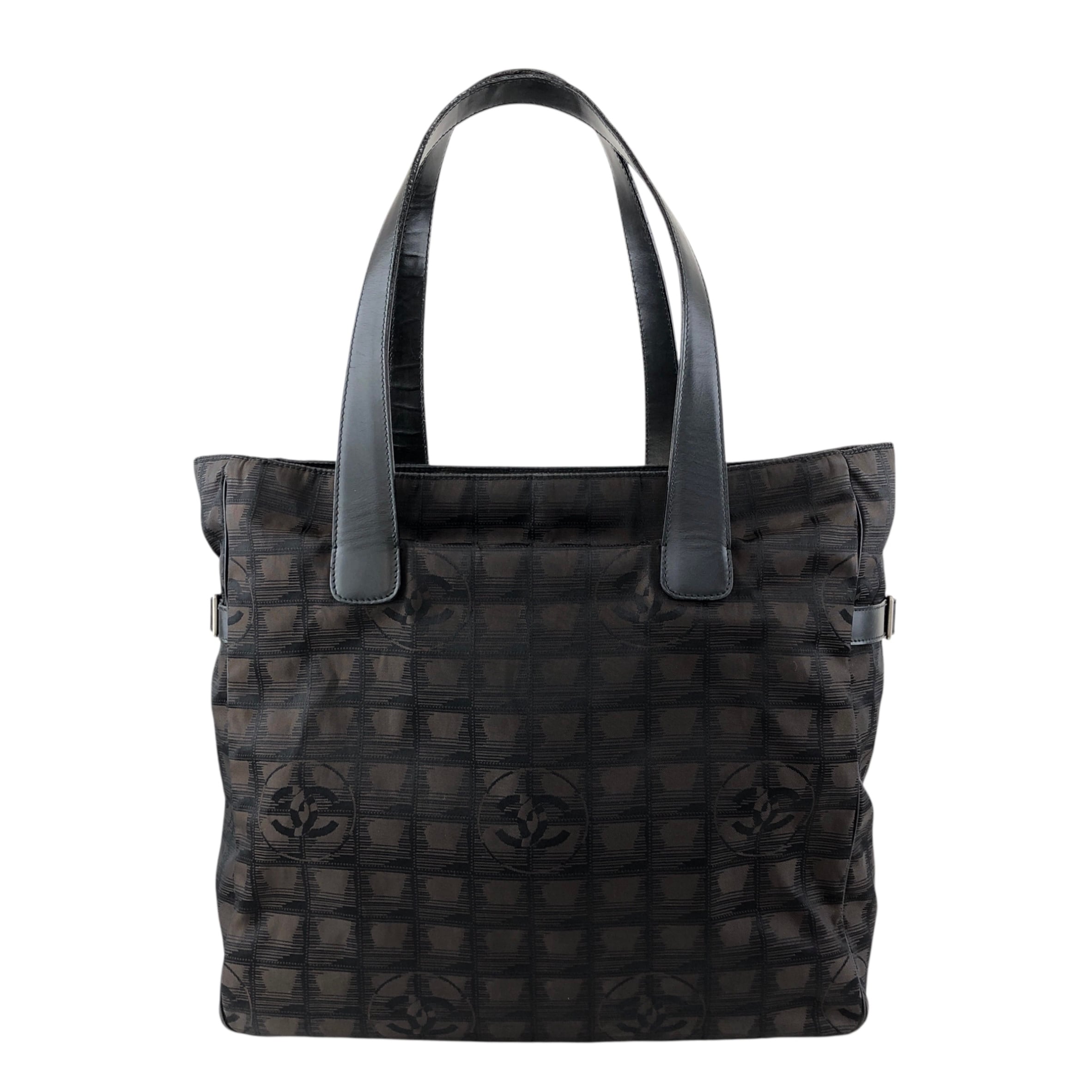 CHANEL シャネル ニュートラベル トートバッグ ブラウン ナイロン