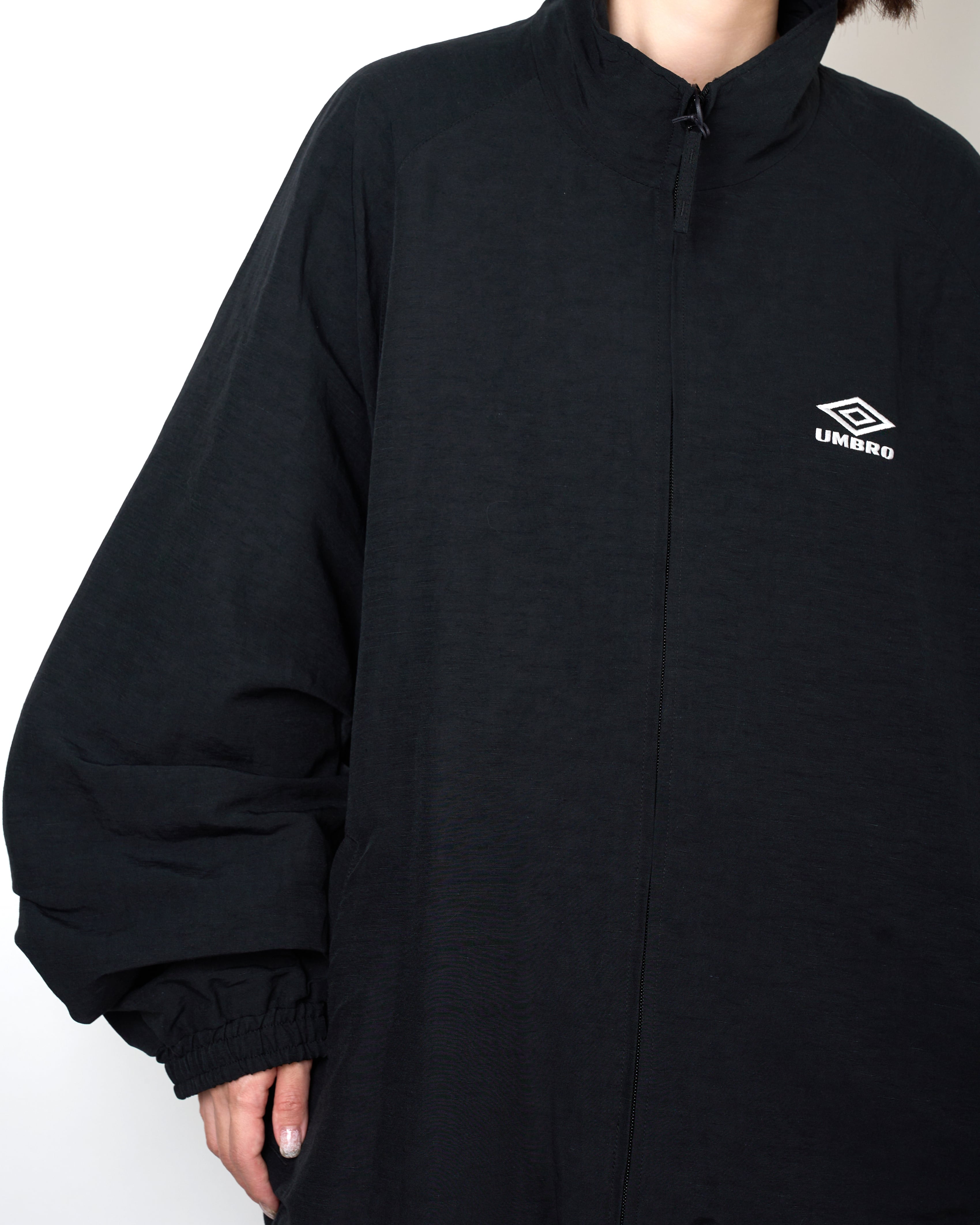 ssstein × UMBRO 