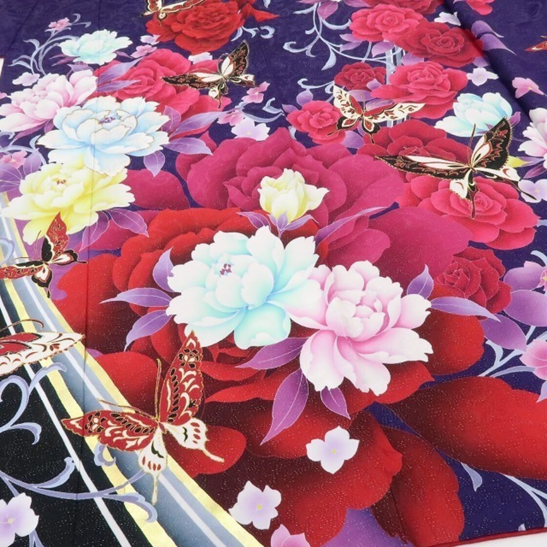 美品 薔薇 蝶 銀通し 着物 成人式 トールサイズ“祝福の言葉に変えて 