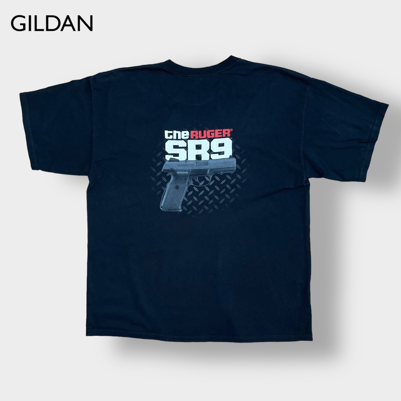 【GILDAN】企業系 企業Tシャツ ワンポイント バックプリント Tシャツ XL ビッグサイズ 半袖 黒t 夏物 拳銃 ピストル RUGER スタームルガー SR9 US古着