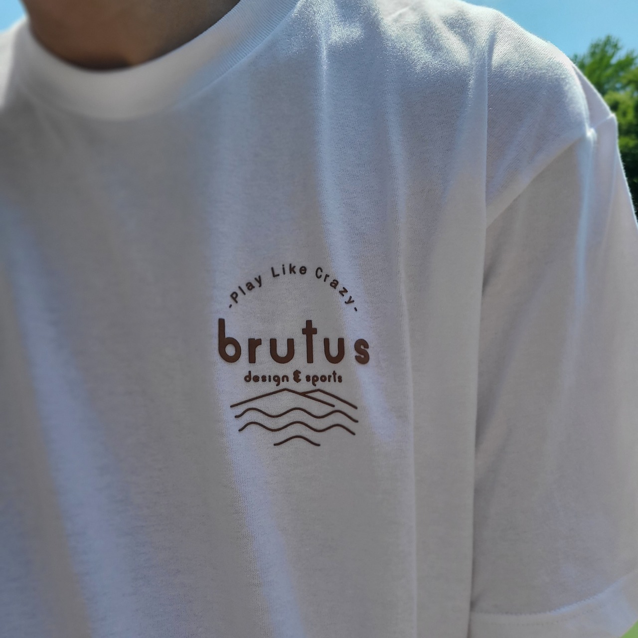 MOUNTAIN LOGO T-SHIRT / ホワイト