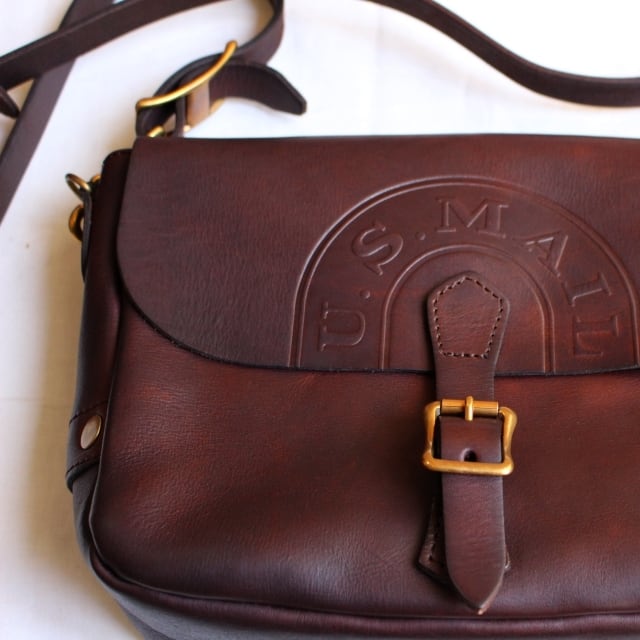vasco レザーポストマンショルダーBAG SMALL VS-249L （ブラウン） | C