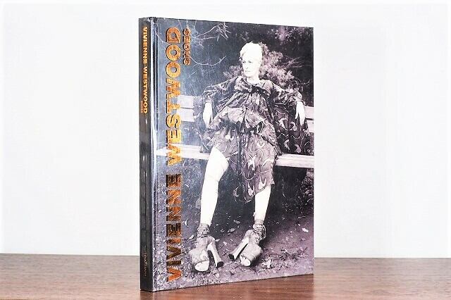VIVIENE WESTWOOD SHOES / visual book