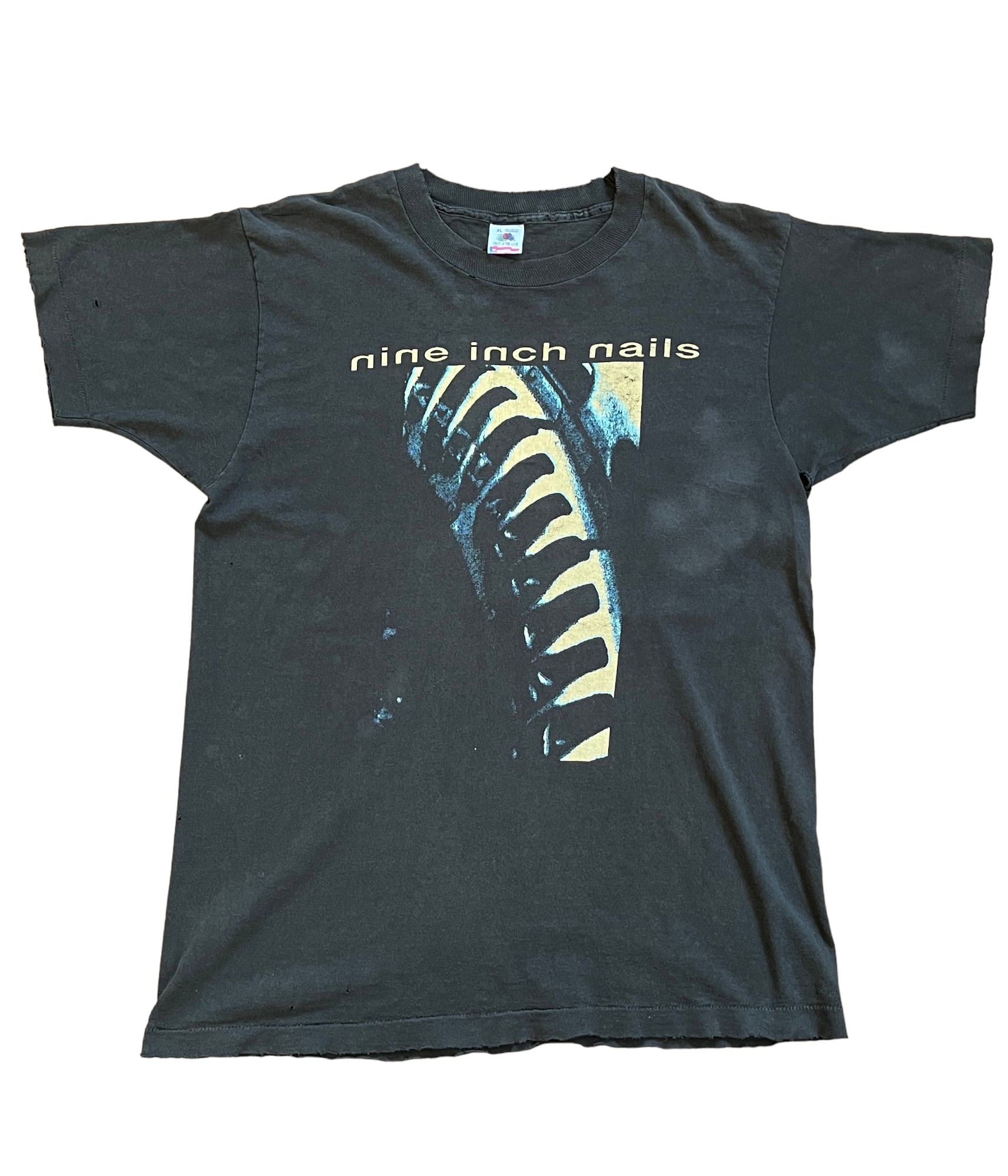 Vintage 90s XL Rock band T-shirt -Nine Inch Nails- | BEGGARS ...
