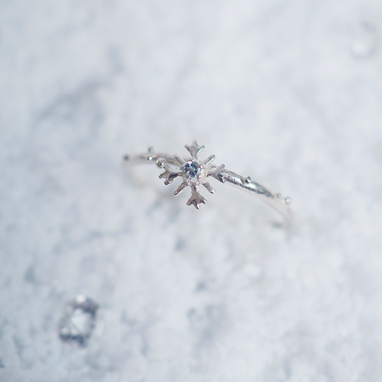 Snow Crystal *〜雪の結晶リング〜* (silver×Aquamarine)