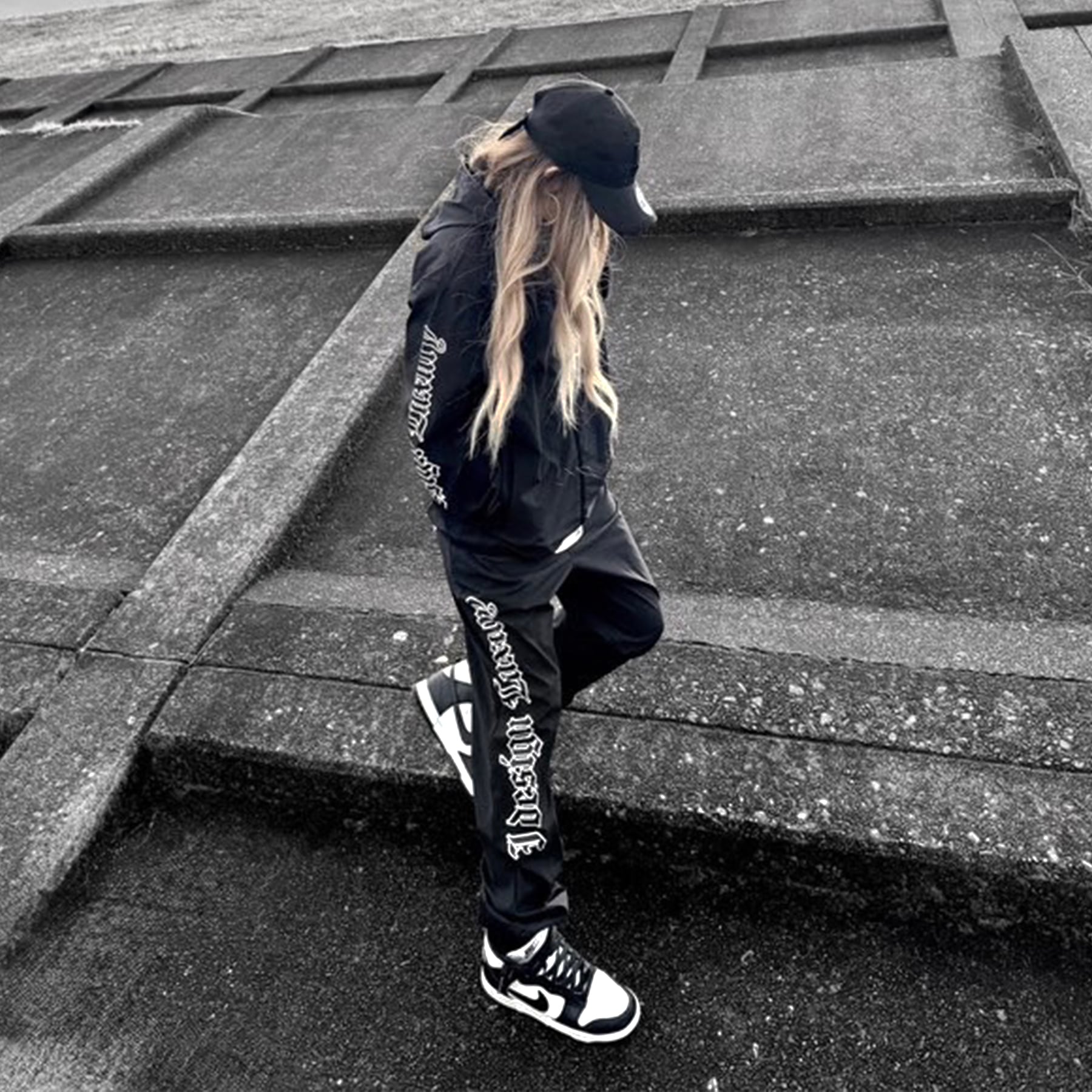 IDドライストレッチ ジップフーディー & パンツ【セットアップ