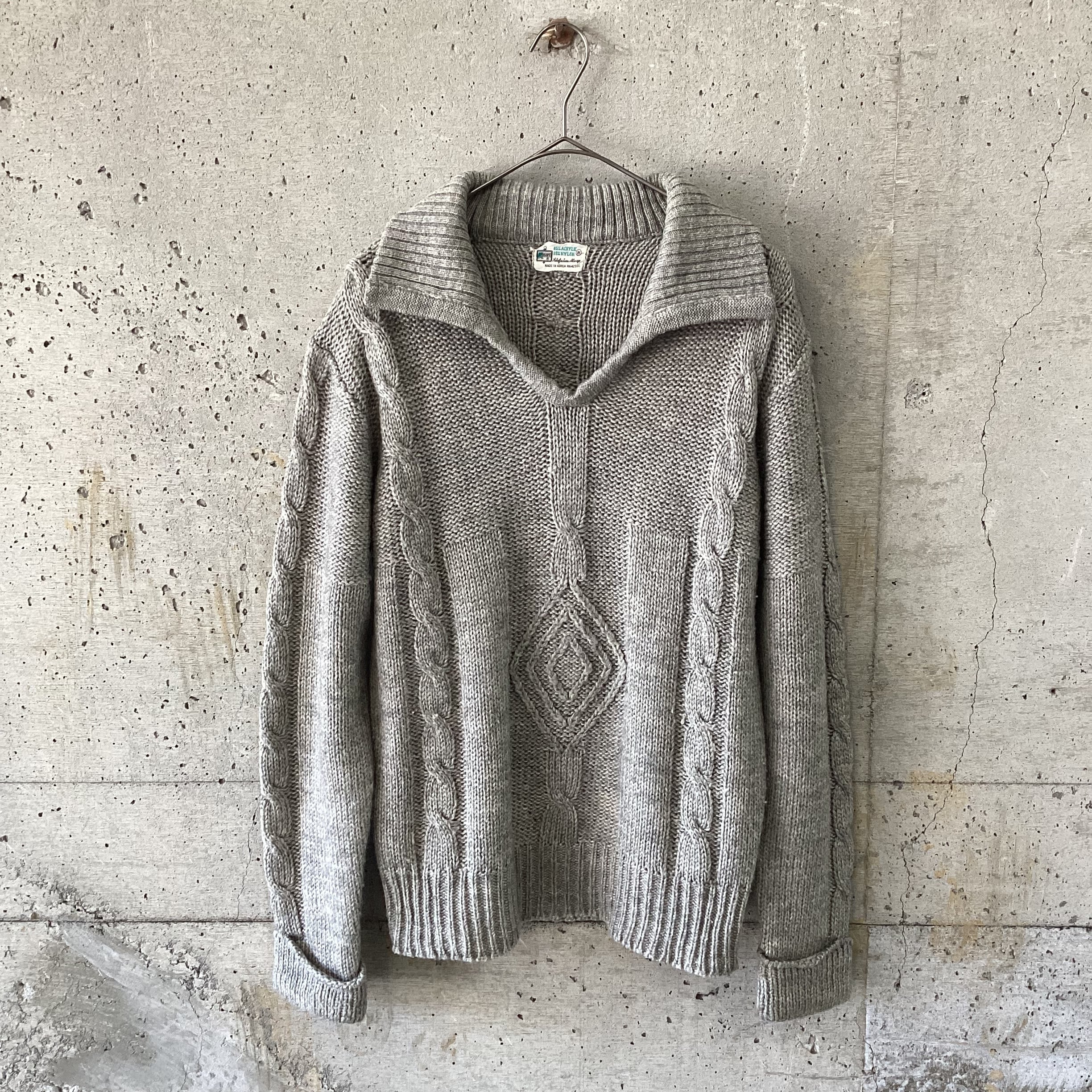 Gray collared knit