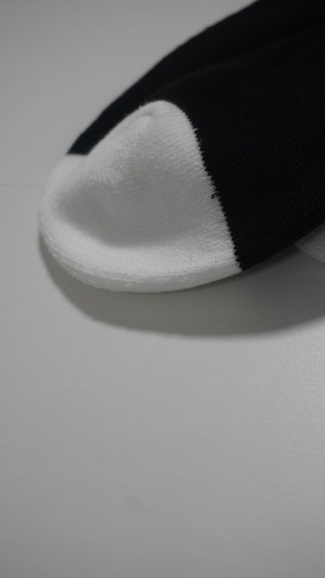 LINE CREW SOCKS color Black