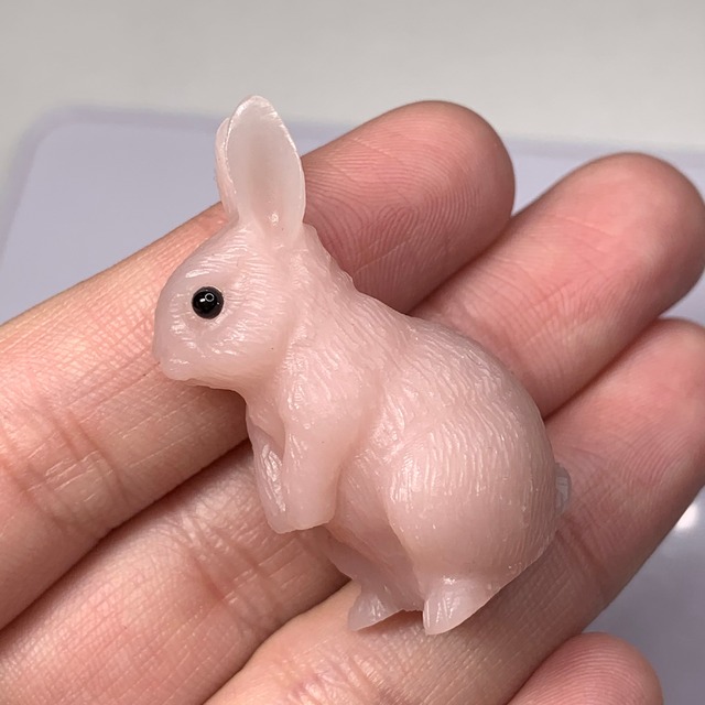 1.ピンクオパールうさぎ・インテリア