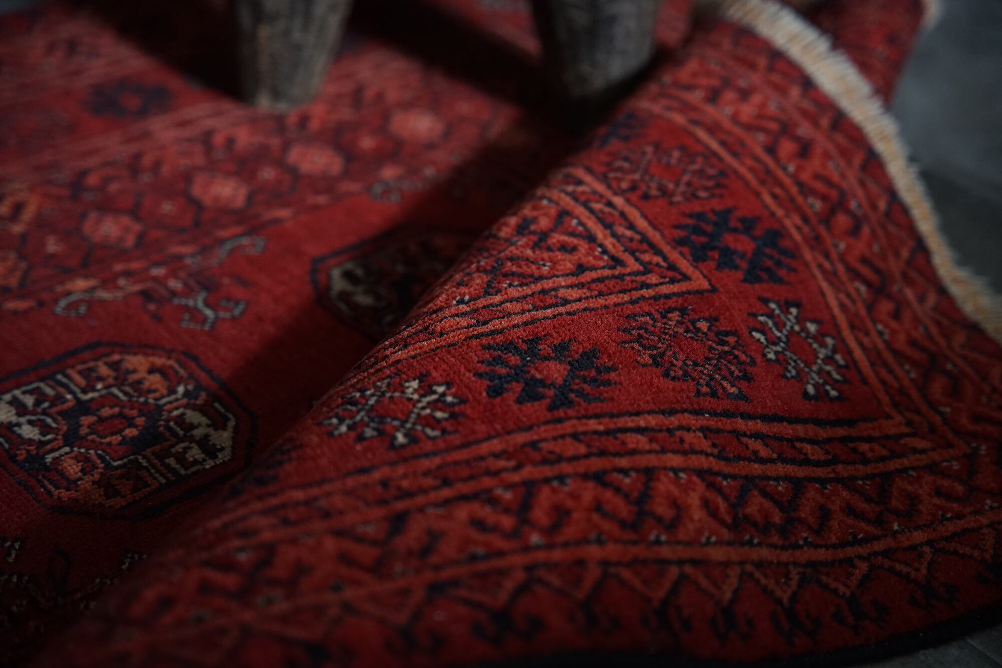 064 - Vintage Turkmen rug