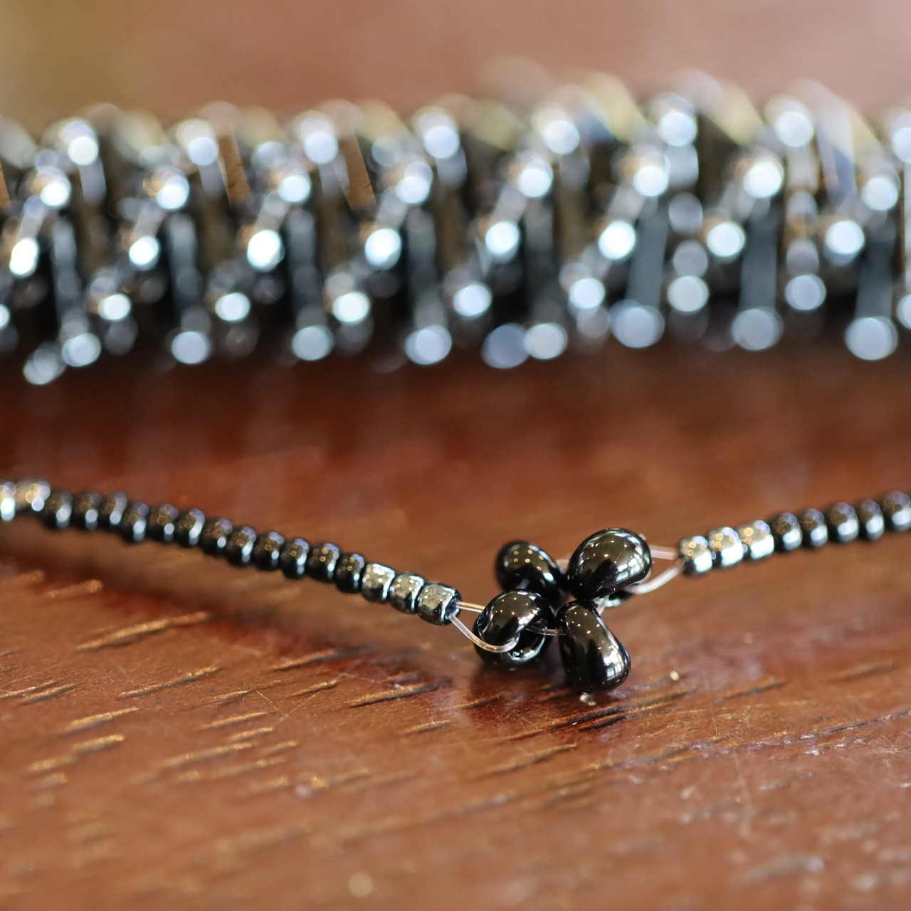 Kanade 奏 ブレスレット / Black flower