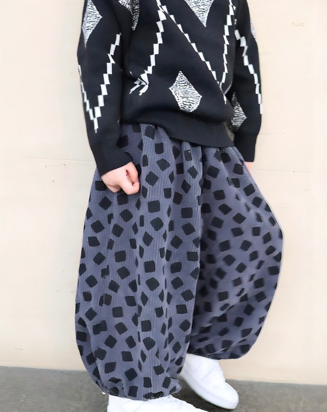 菱形コーデュロイワイドパンツ