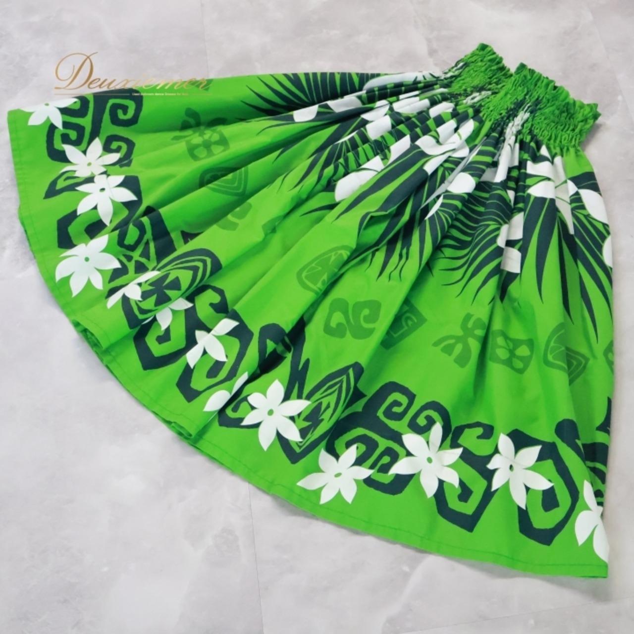 フラダンス 衣装 パウスカート グリーン系 花柄 フラワー フラワープリント ハワイアンプリント アロハ レッスン 練習 植物柄 シングル かわいい 鮮やか 華やか ホワイト系 黄緑 緑 白 フラ ダンス グリーン フラダンススカート 練習用 ダンス衣装 ハワイ アロハシャツ 可愛い おしゃれ