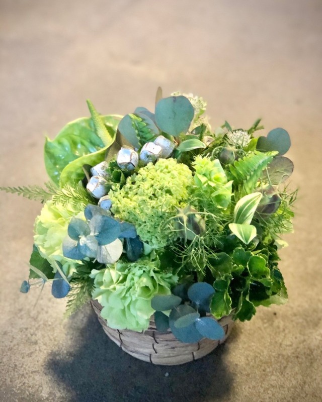 Seasonal Arrangement / L