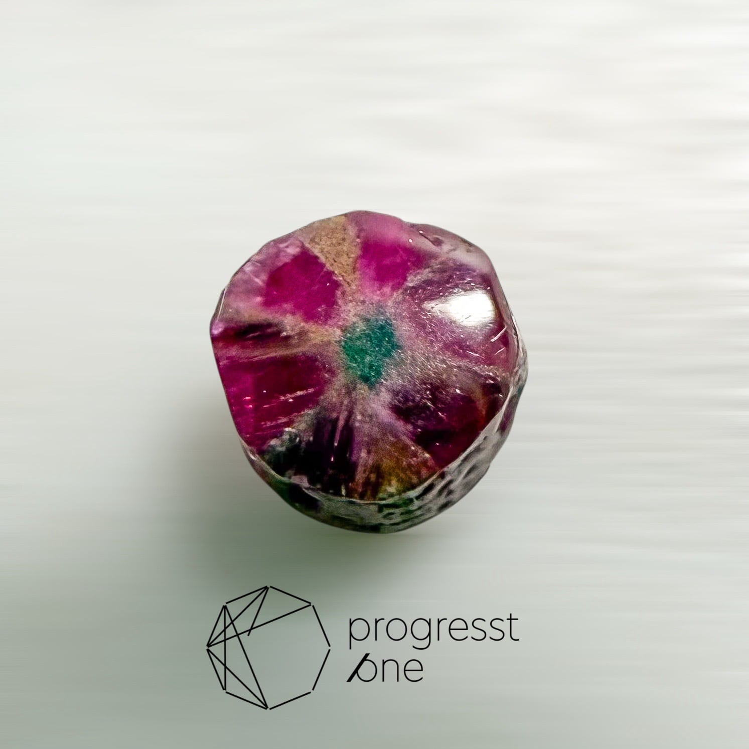 トラピッチェルビー0.31ct | progresstone