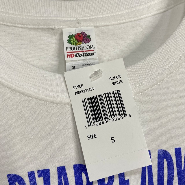 タグ付き未使用品 ジョジョの奇妙な冒険 アニメTシャツ 海外企画 白 S