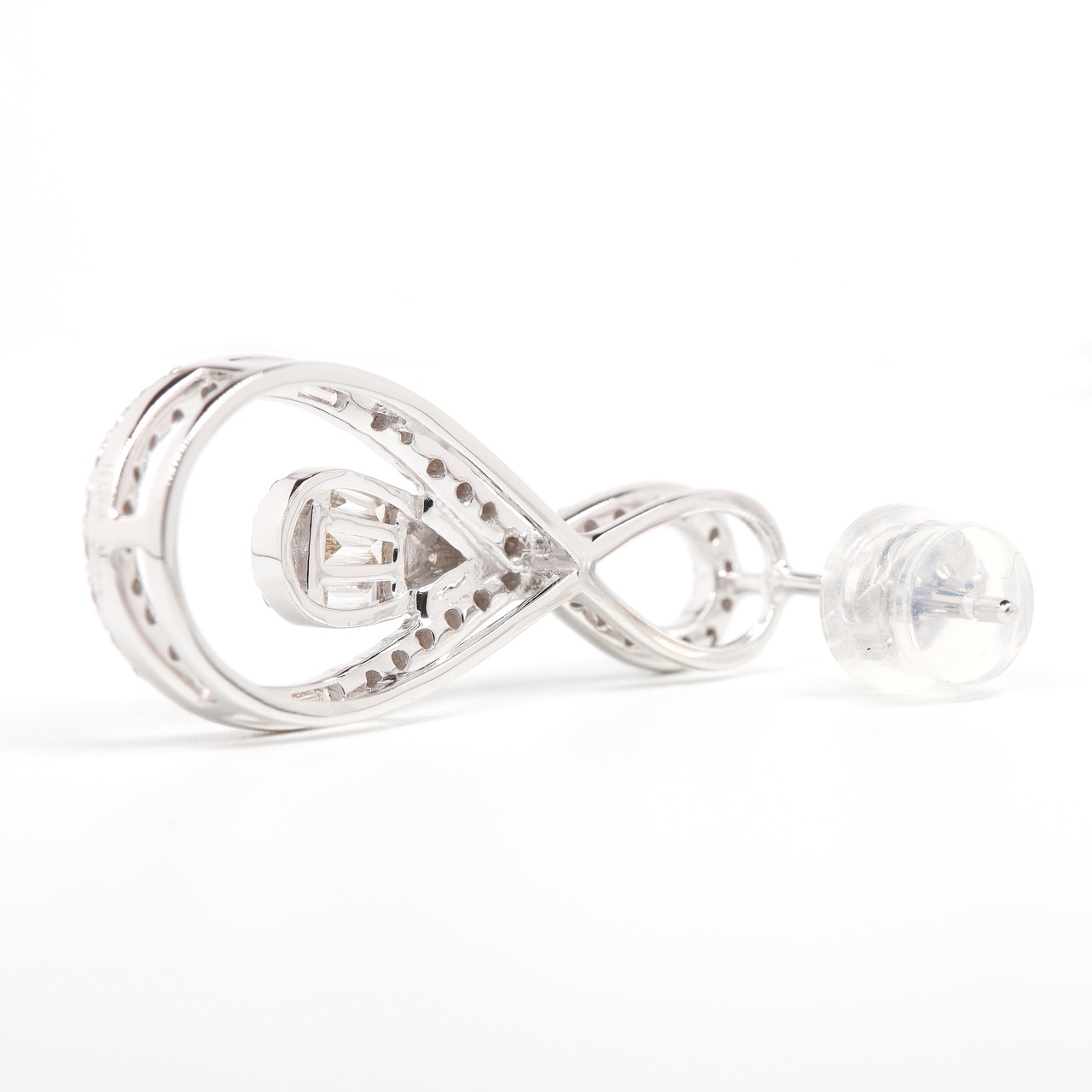 インフィニティ ダイヤモンド ピアス K18 / 1.000ct