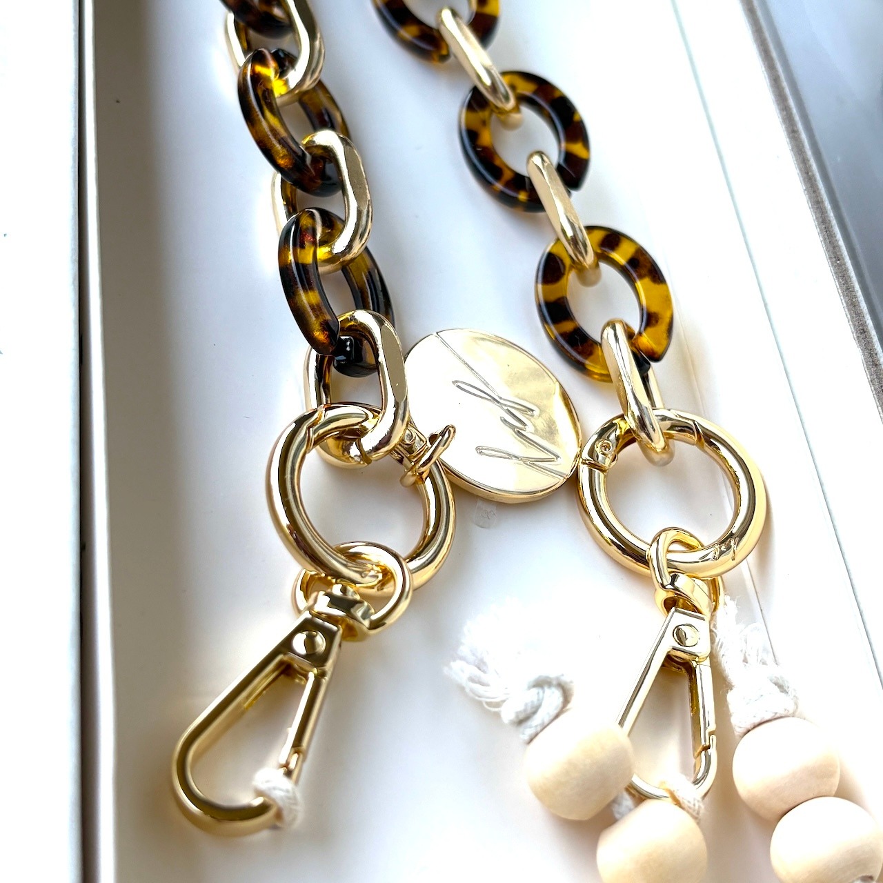 【 Cassy Marron キャシーマロン】40cm ラコックフランセーズ スマホストラップ ネックレス La Coque Francaise Chaine Courte Cassy Marron 40 cm