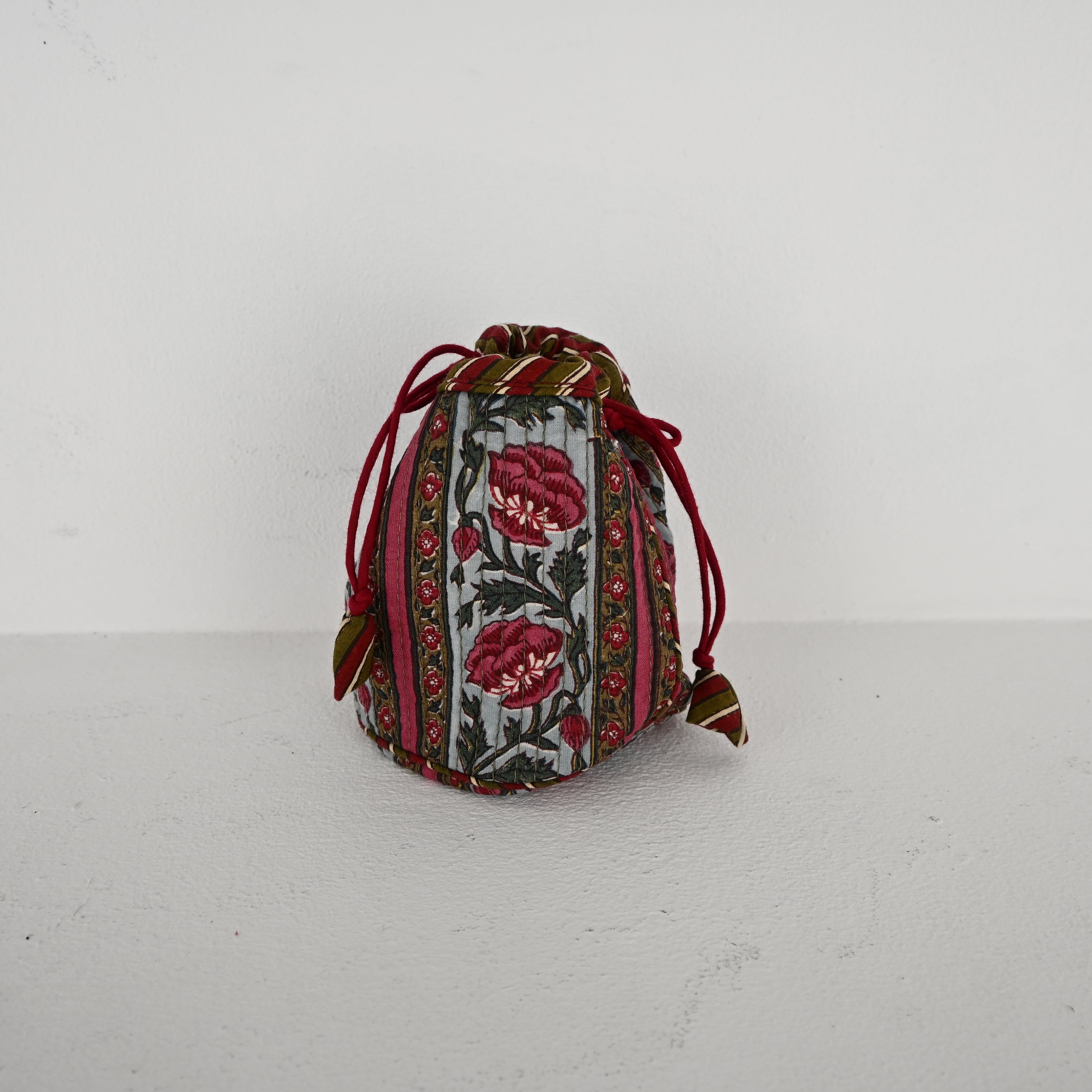 BAG & POUCH | TSOMORIRI