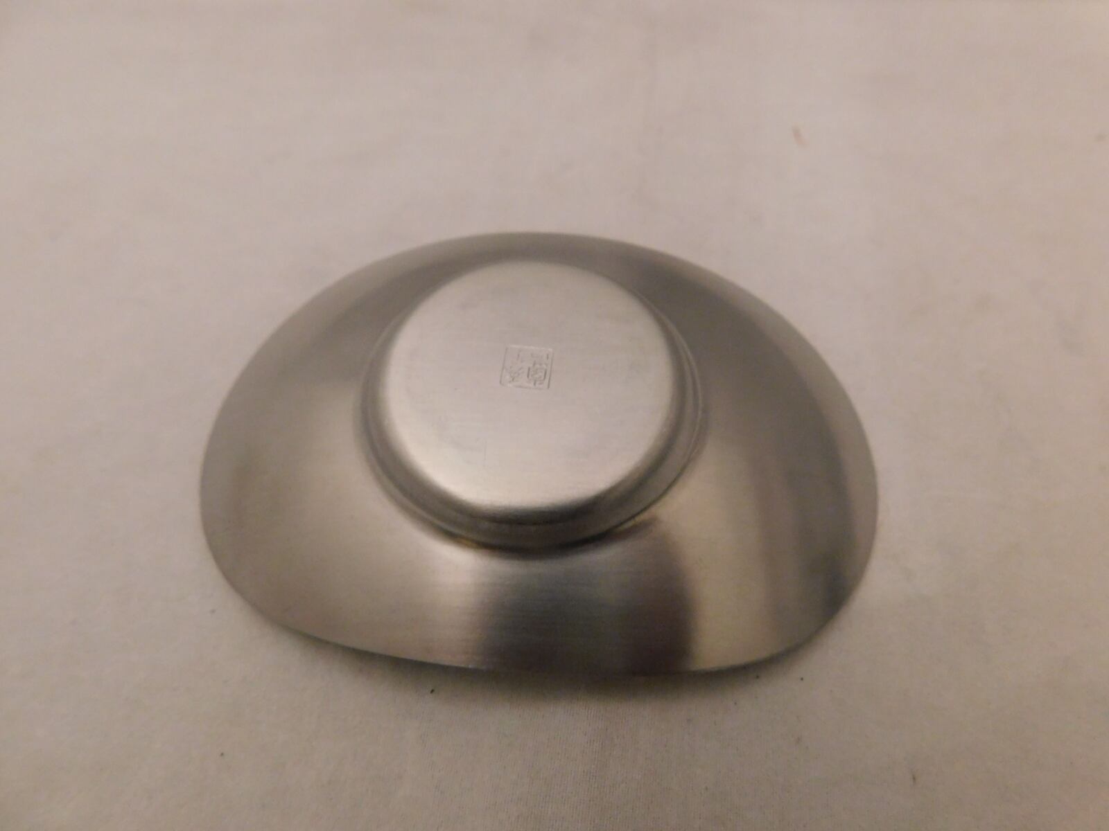 シルバー色楕円茶托(5客) lacquer Japanese tea four saucers (No25