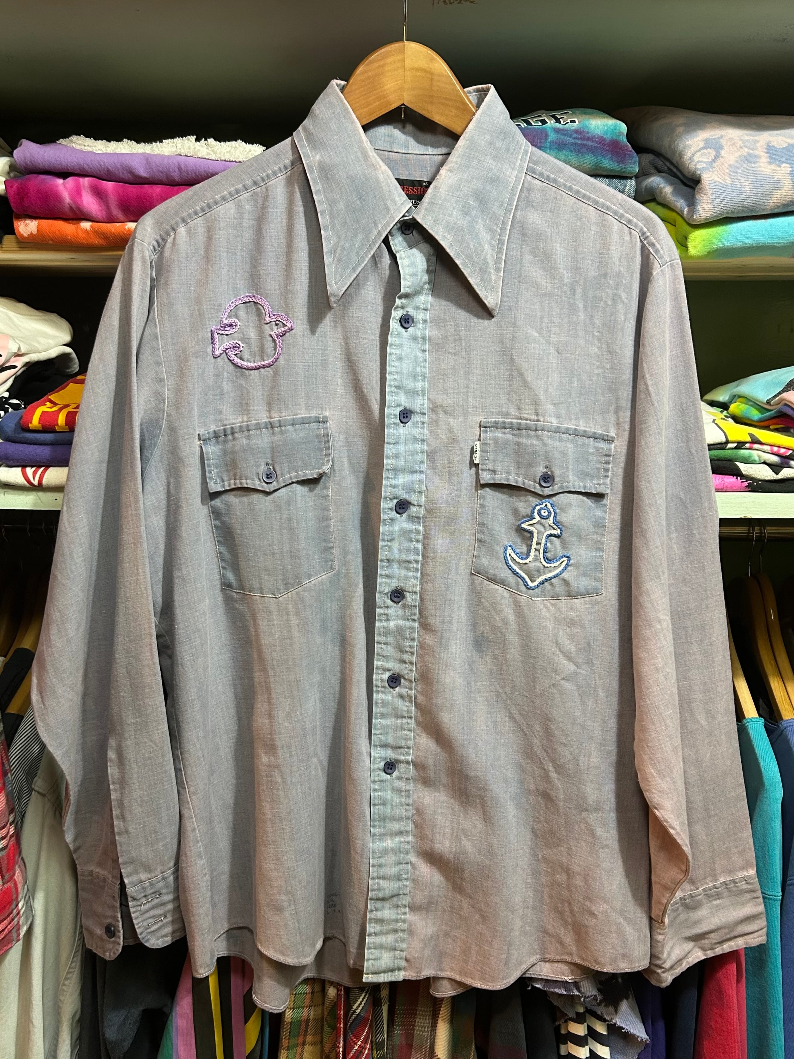 70s VINTAGE CHAMBRAY SHITS