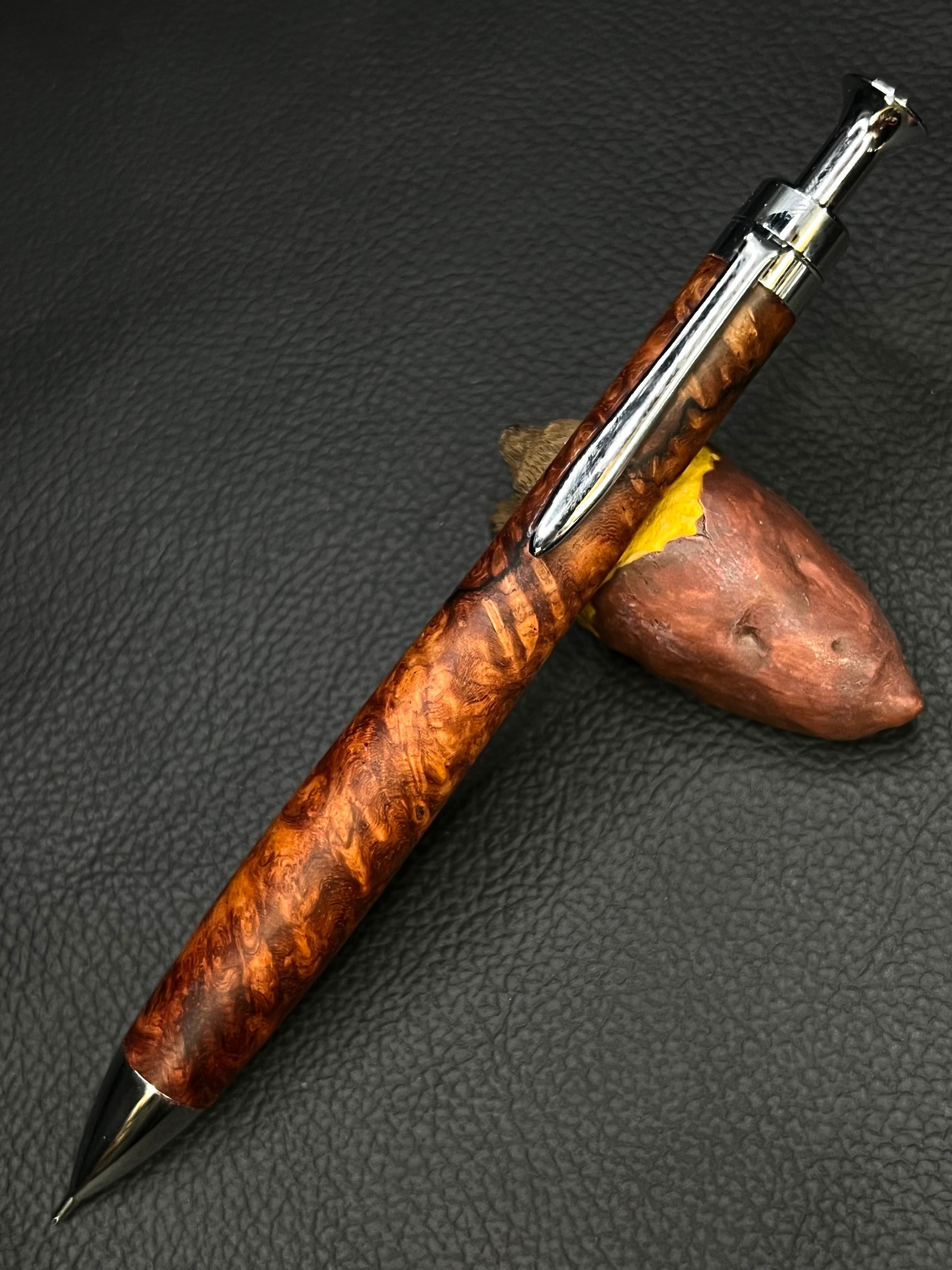 【特上】希少　オンコ　赤褐色　瘤 コブ 瘤杢 　天然木 花台　リバーシブル 特上】希少 オンコ 赤褐色 瘤 コブ 瘤杢 天然木 花台 リバーシブル