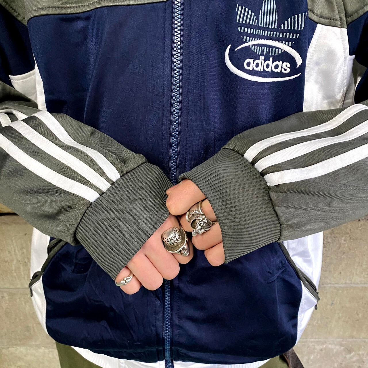90年代 adidas アディダス トレフォイルロゴ バックロゴ刺繍 トラック 