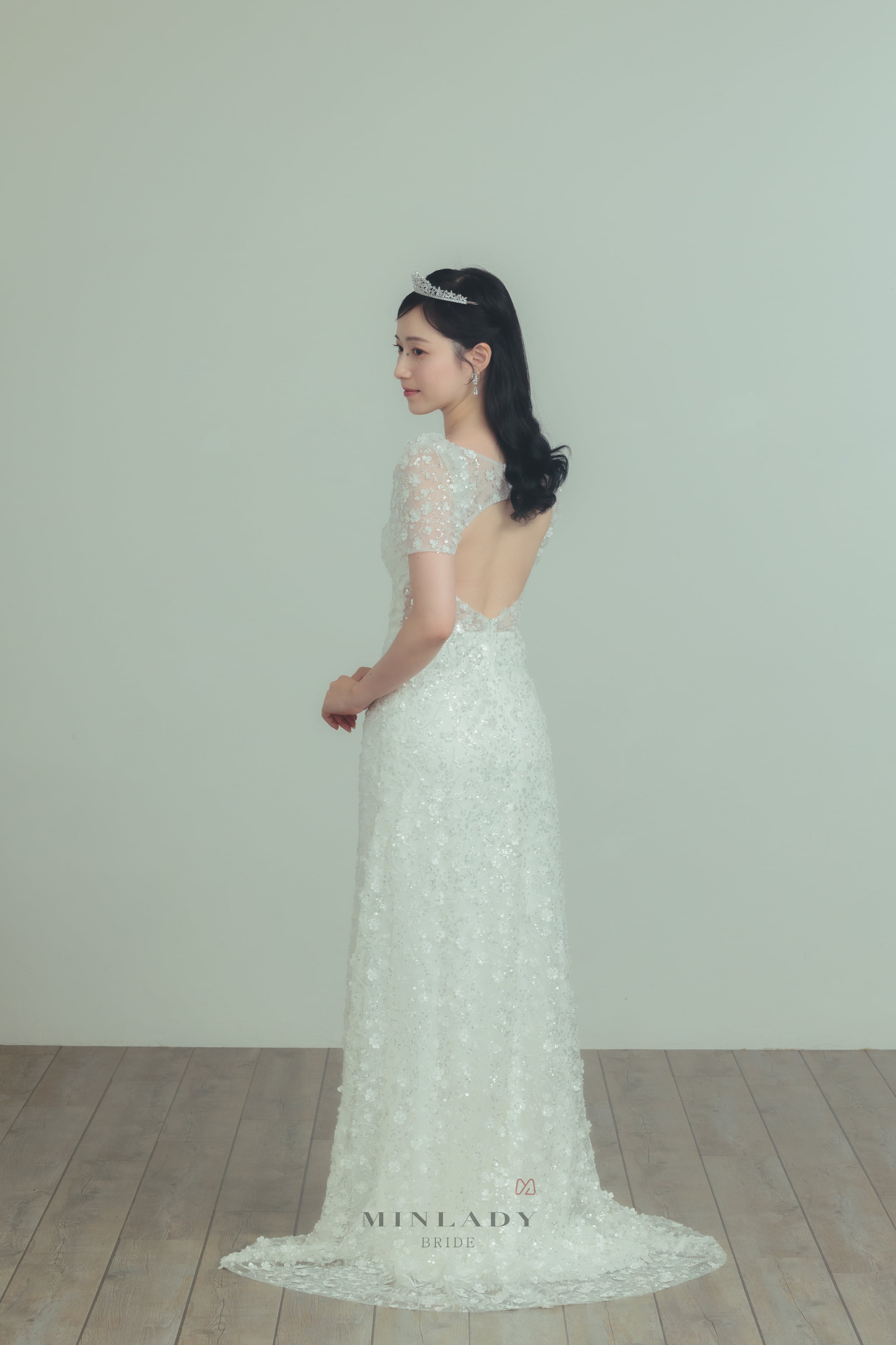 レンタル】韓国スタイル スレンダーライン 小花 キラキラ