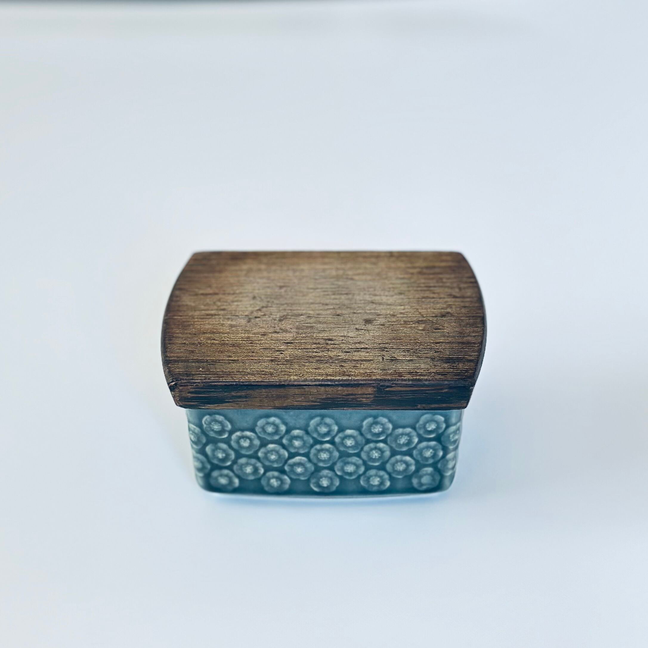 クイストゴー アズール ブルー バターケース / Jens Quistgaard Azur Blue Butter Case