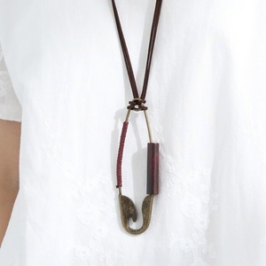 Big Snappin Necklace / ビッグ スナップピン ネックレス