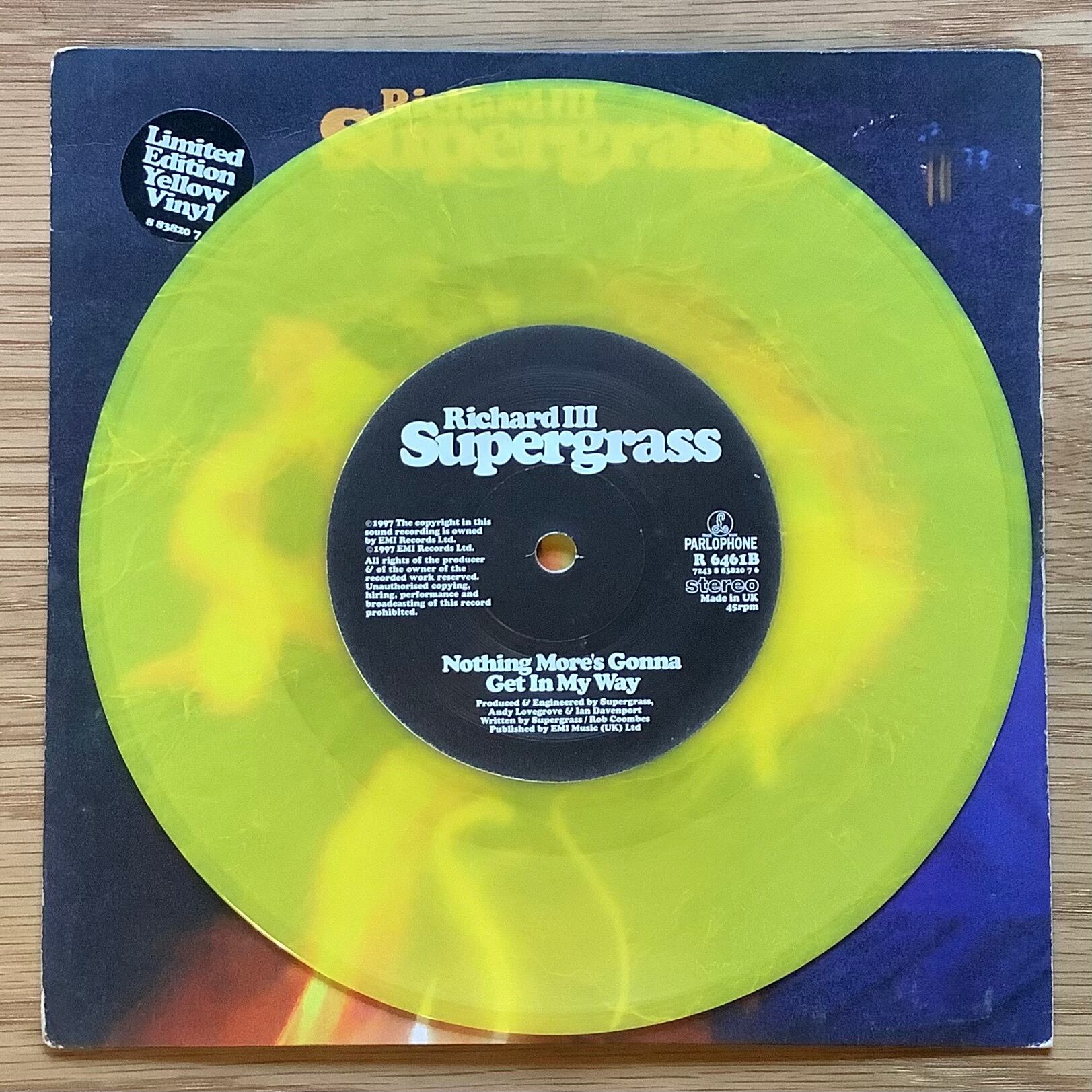 Supergrass サイン入り含む CDコレクション The Strange Ones' 1994-2008 (Deluxe Boxset) [VINYL] by Supergrass