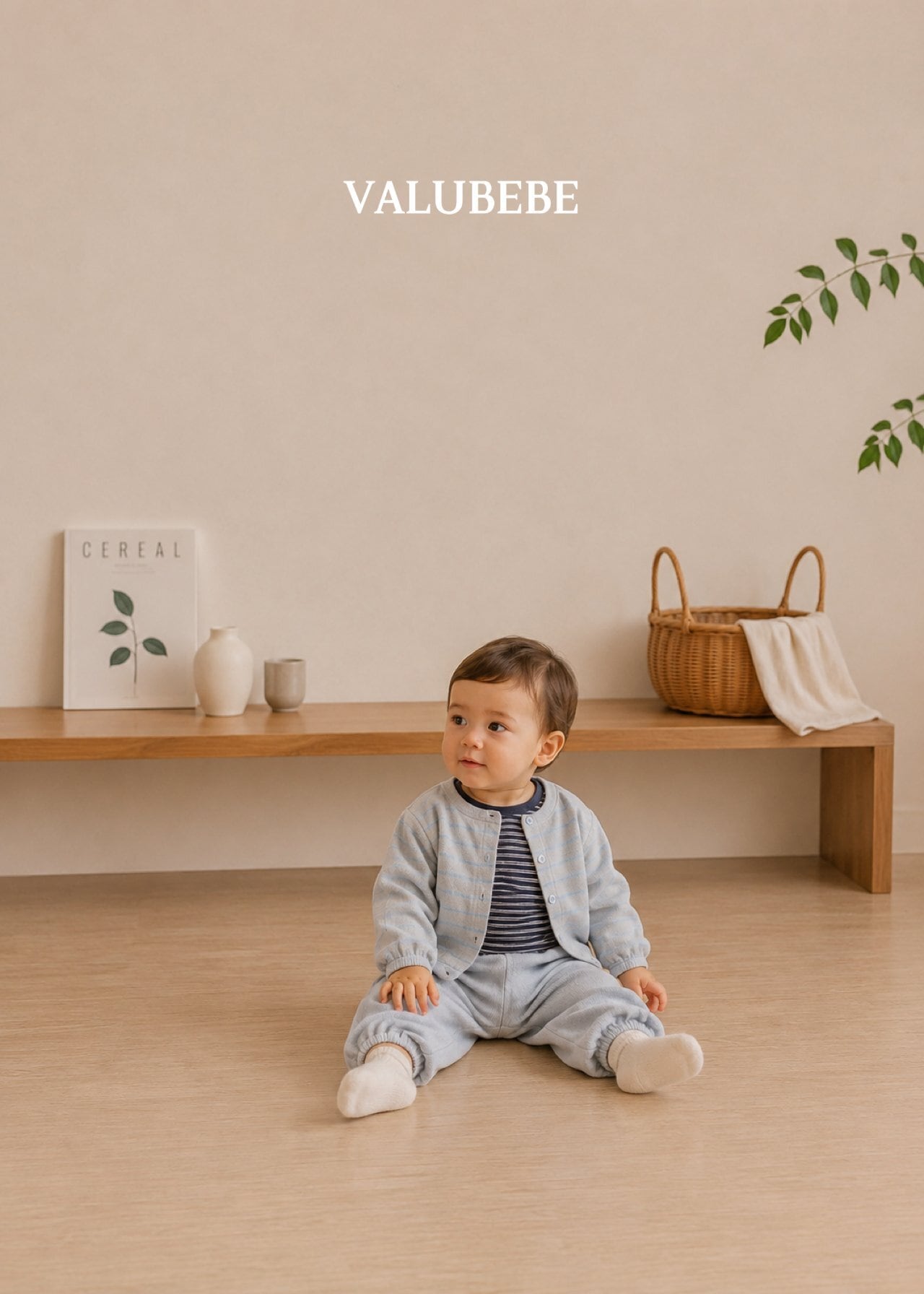 送料無料【予約】/ ストライプボタンTシャツ / valubebe