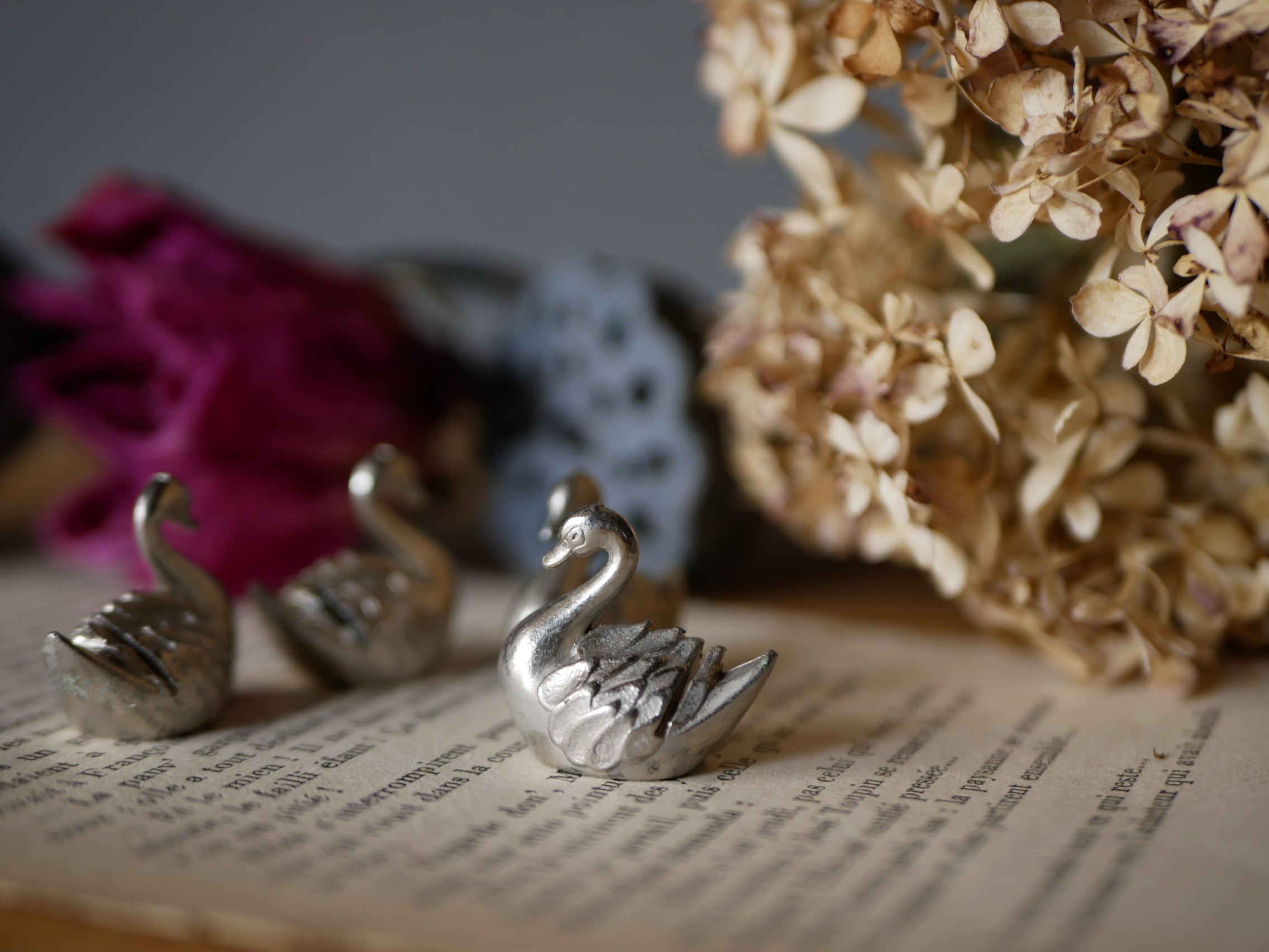 【お65】16 フランス　アンティーク　スワン　カード立て　蚤の市 お65】16 フランス アンティーク スワン カード立て 蚤の市